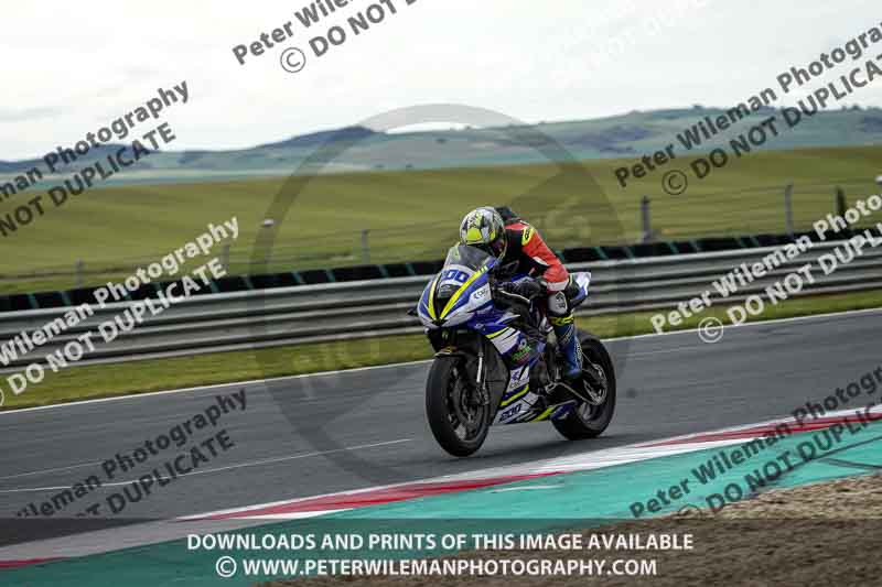 cadwell no limits trackday;cadwell park;cadwell park photographs;cadwell trackday photographs;enduro digital images;event digital images;eventdigitalimages;navarra;no limits trackdays;peter wileman photography;racing digital images;trackday digital images;trackday photos